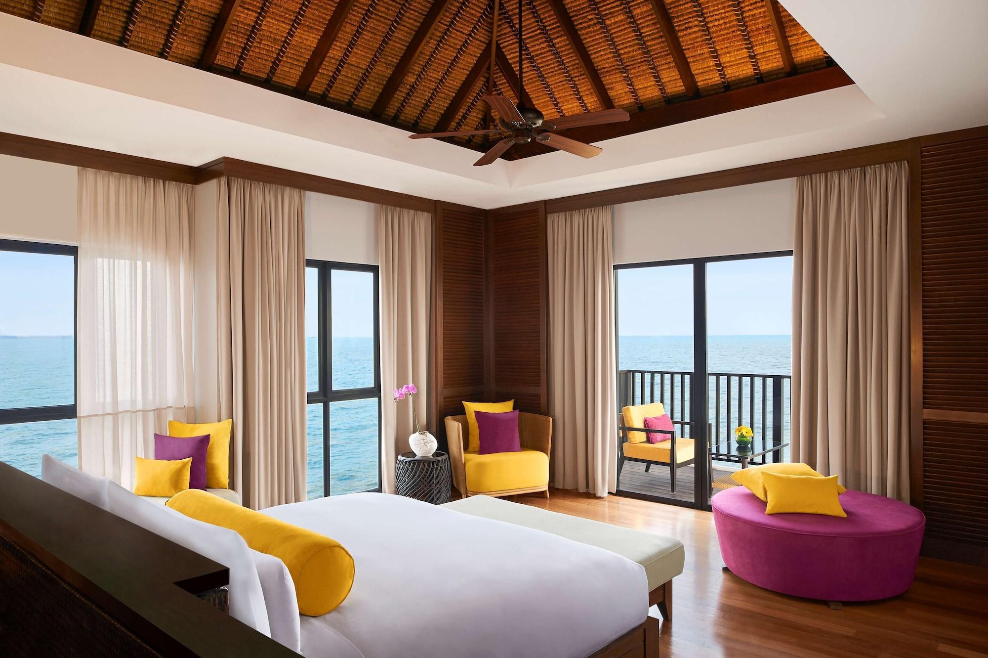 Avani Sepang Goldcoast Resort Кампонг-Баган-Лаланг Екстер'єр фото A bedroom at the hotel