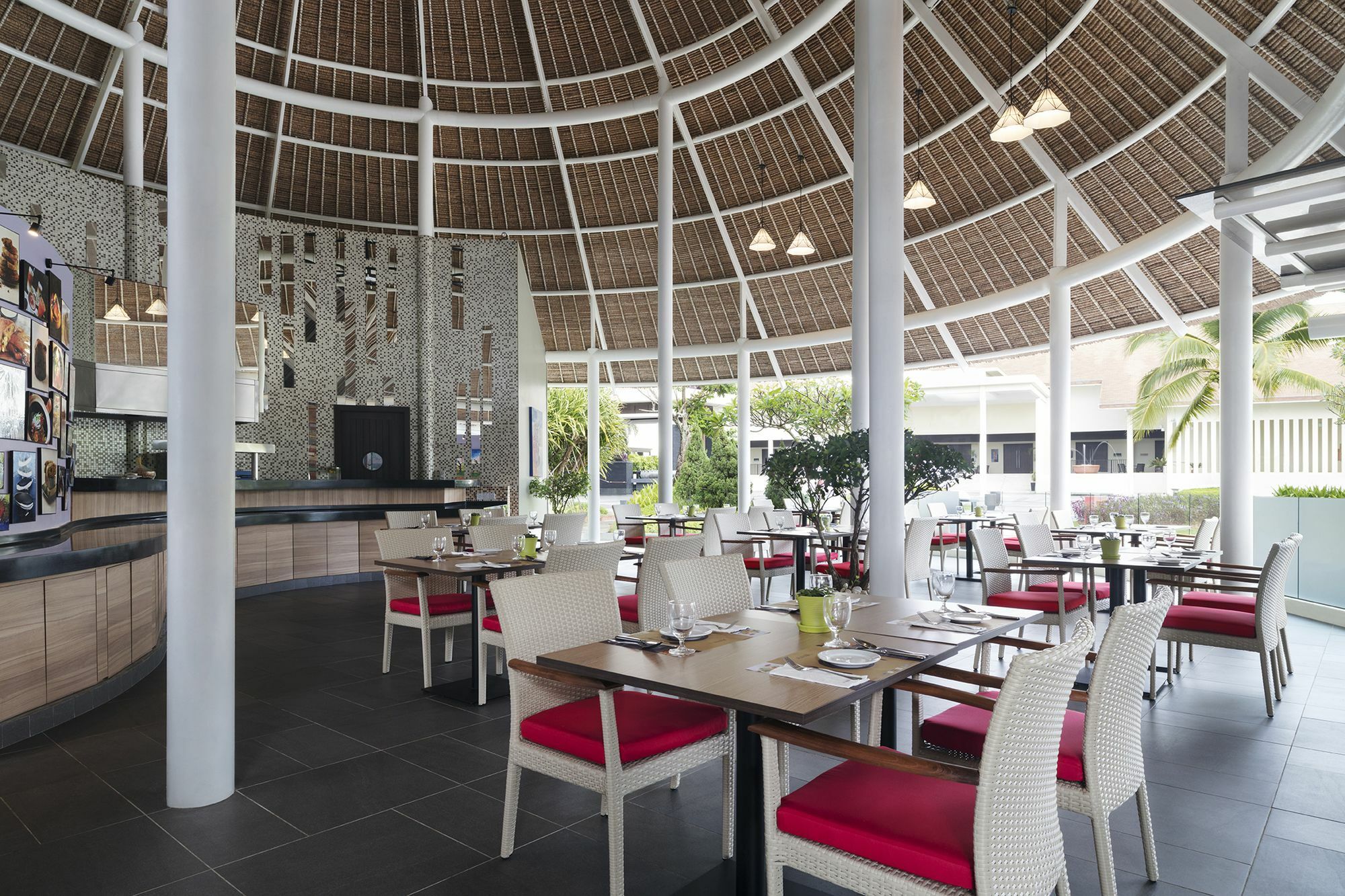 Avani Sepang Goldcoast Resort Кампонг-Баган-Лаланг Екстер'єр фото The restaurant